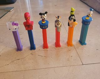 6 Dispensadores PEZ Disney