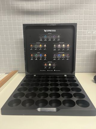 Cafetera Nespresso Pixie Roja