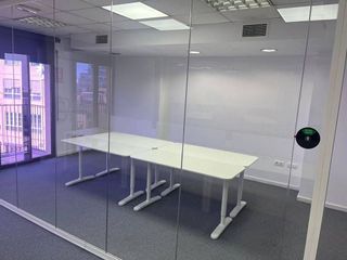 Oficina en alquiler en Eixample Nord – La Devesa en Girona