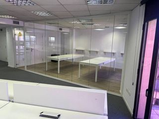 Oficina en alquiler en Eixample Nord – La Devesa en Girona