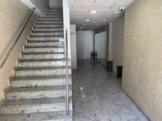 Oficina en alquiler en Eixample Nord – La Devesa en Girona