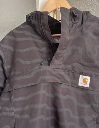 Chaqueta Carhartt negra