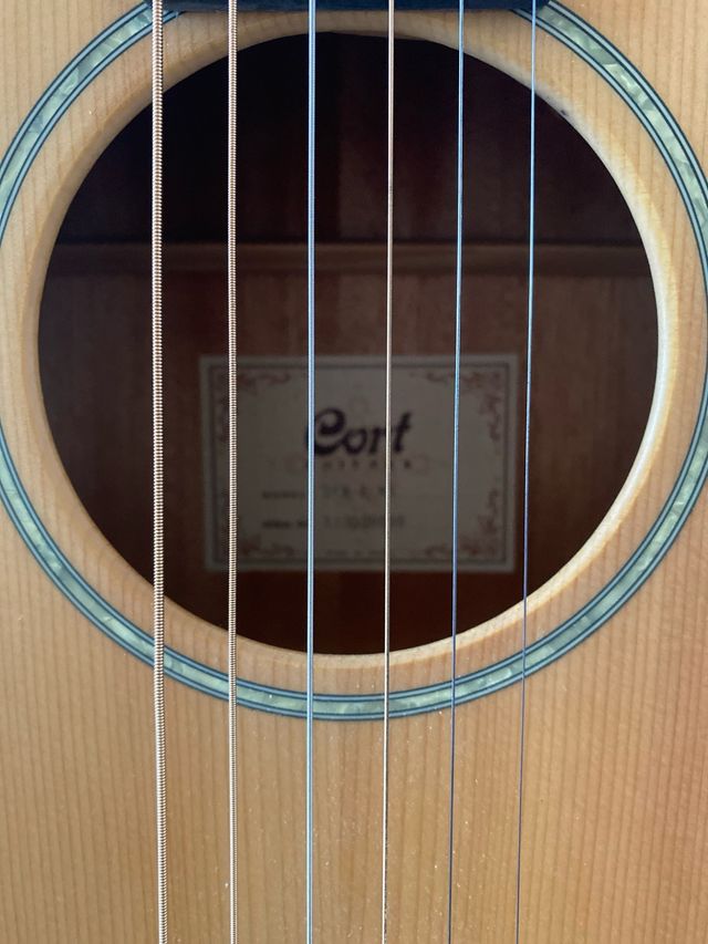 Guitarra Cort SFX-E NS acústica