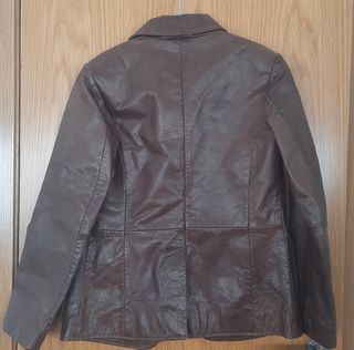 Chaqueta marrón piel