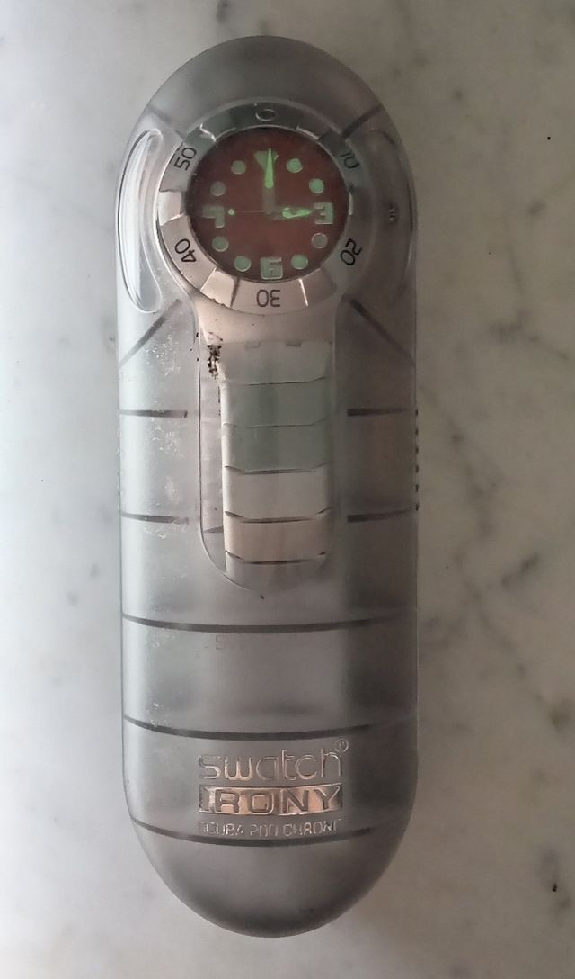 Swatch Scuba Irony colore corallo