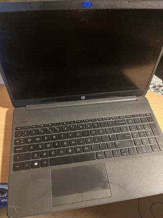 HP 255 G8 - Portátil Gris Oscuro