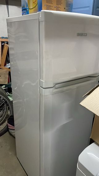 Nevera Beko - Refrigerador Blanco