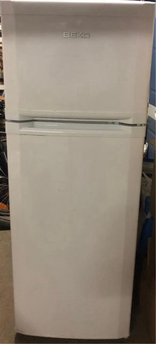 Nevera Beko - Refrigerador Blanco