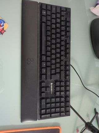 Torre PC Gamer + 2 monitores + periféricos 
