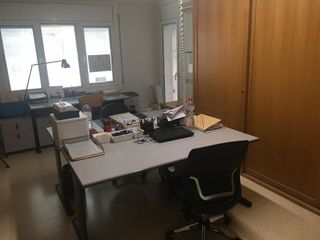 Oficina en alquiler en Eixample Nord – La Devesa en Girona