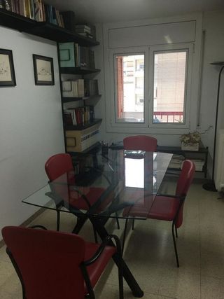 Oficina en alquiler en Eixample Nord – La Devesa en Girona