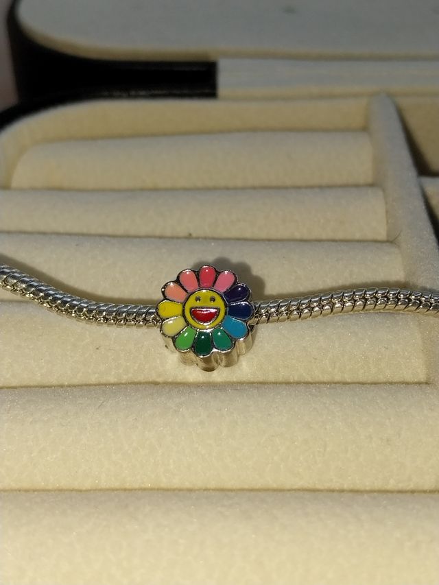 Pendente Flor Sorridente Colorido