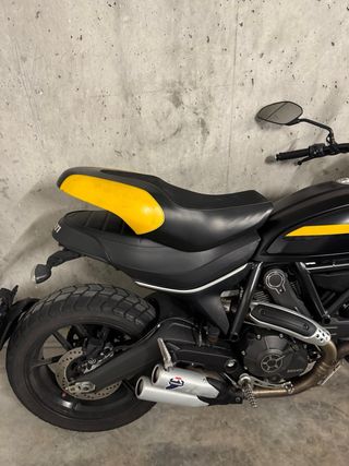 Sillín Ducati Scrambler