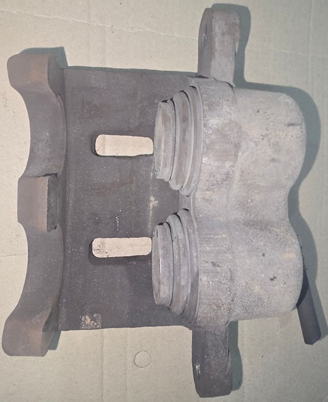 Pinza Freno KIA Carnival 05