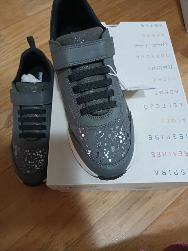 Zapatillas Geox grises 39