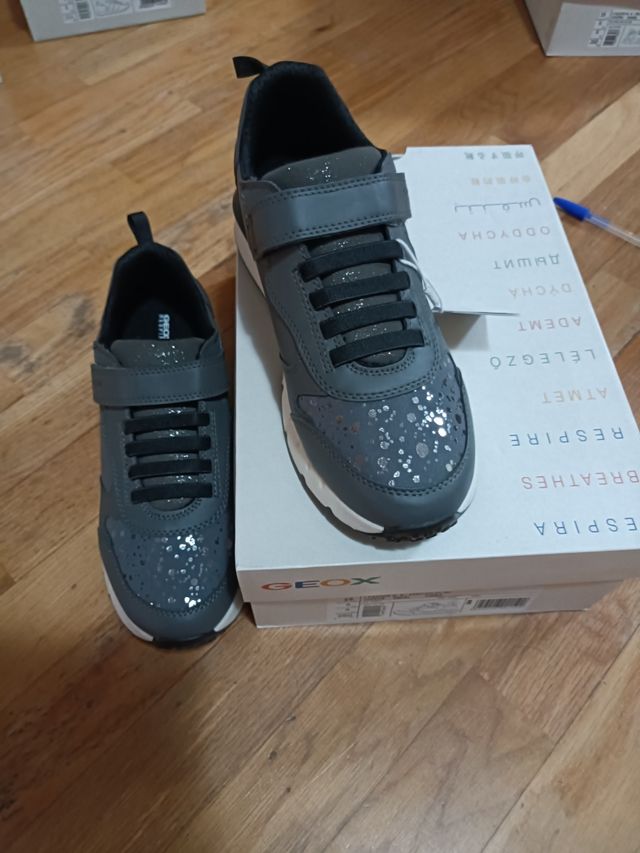 Zapatillas Geox grises 39