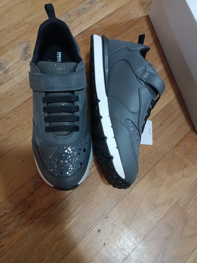 Zapatillas Geox grises 39