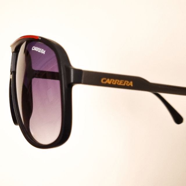 GAFAS CARRERA NEGRAS. ELEGANCIA CON UN TOQUE SPORT