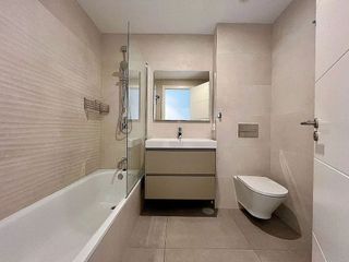 Piso en alquiler en Elviria en Marbella