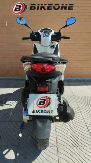 HONDA SH 125 i - 2014 - 20.455 KM