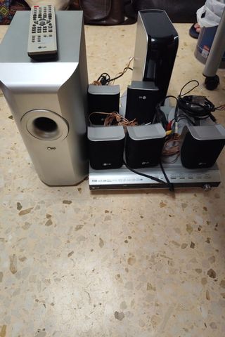 Home Cinema LG 5.1 sonido envolvente DVD+Altavoces