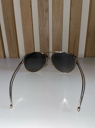 Gafas Fendi doradas