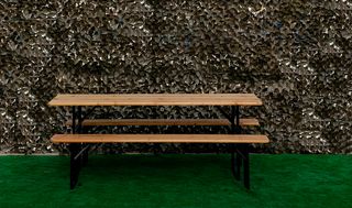 PACK MESA Y 2 BANCOS ESTILO CERVECERÍA ALEMANA