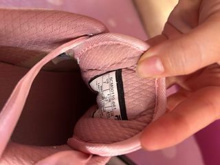 Zapatillas Fila rosa terciopelo