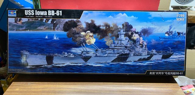 Maqueta USS Iowa BB-61 1/200 NUEVO 03706