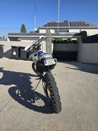HUSQVARNA 300 TPI 2T 2020