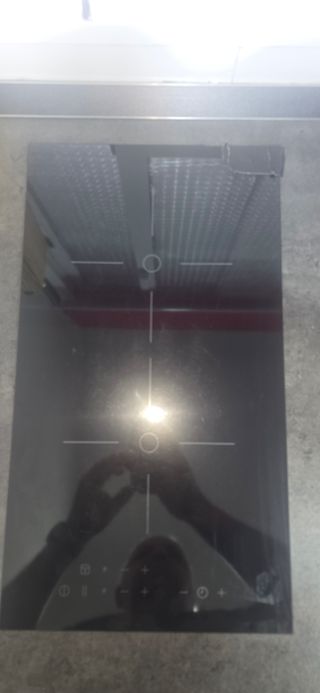 Placa inducción - Perfe estado solo en una esquina