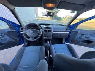 Renault Clio 2006