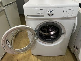Lavadora Zanussi 6kg - AquaFall