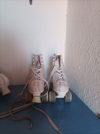 Patines 4 ruedas, talle 34. Usados