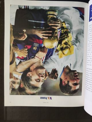 Libro vintage de fútbol (2002)