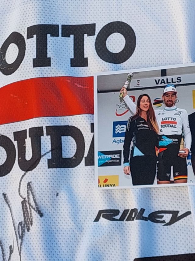 Maillot Lotto Soudal Volta 2016 firmado De gendt