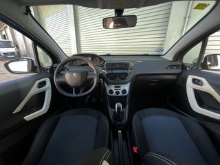Peugeot 208 Like 2015