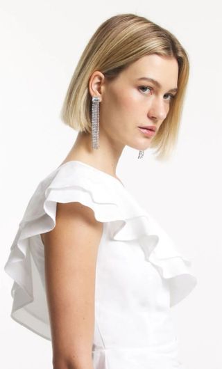 Vestido blanco volantes evento