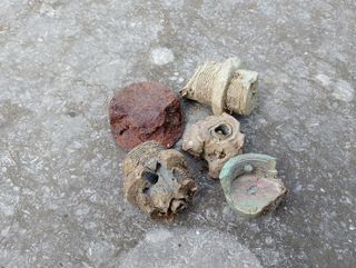 Restos guerra civil 1: 5 piezas oxidadas