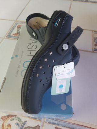 Zuecos piel azul - Talla 37, lavable  lavadora 30°