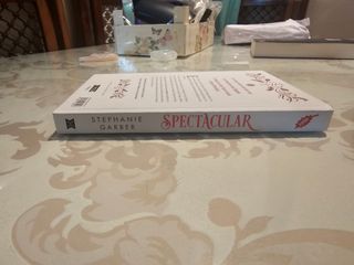 Spectacular (Ed. Limitada) (Caraval) (Spanish E...
