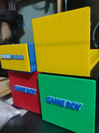 Estuche Cartuchos Game Boy impreso en 3D