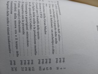 Dei dell'Acquario. di Brad Steiger.