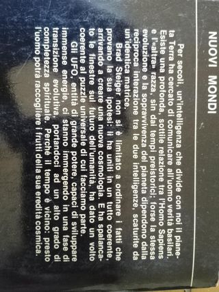 Dei dell'Acquario. di Brad Steiger.