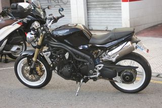 Triumph Speed Triple - Moto