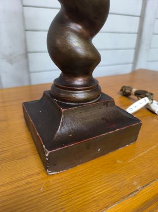 Lampara antigua madera.