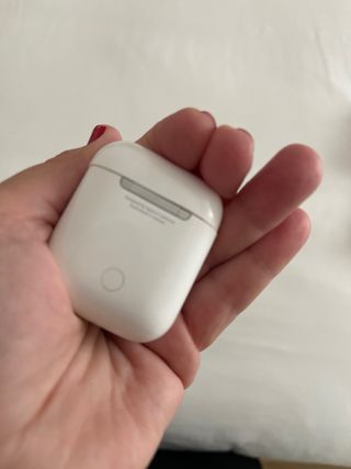 AirPods estuche blanco