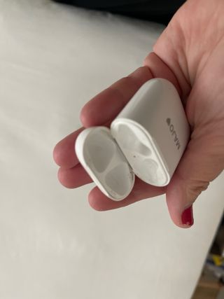 AirPods estuche blanco
