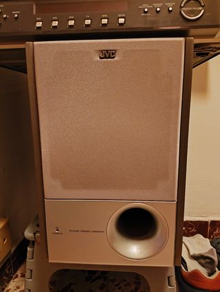 JVC Home Cinema 5.1 - RX-E112R + XV-E112