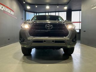 TOYOTA Hilux 2.4 D4D Cab Doble VX AT HVO100
